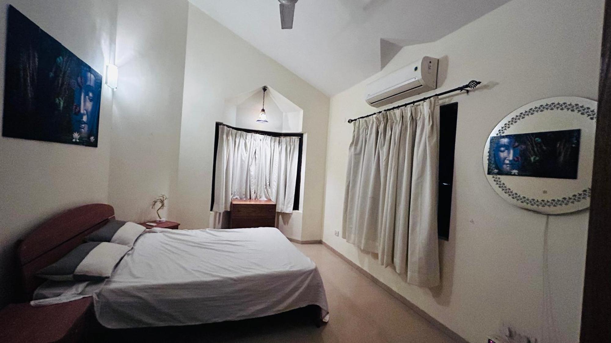 Villa Golden Sun Ray Nagoa