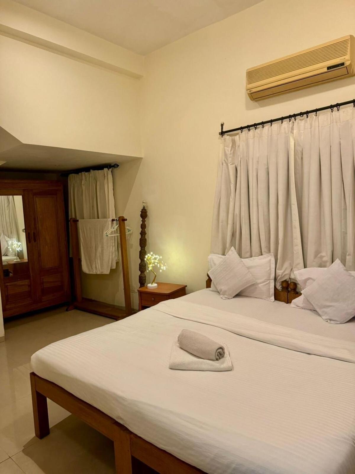 Villa Golden Sun Ray